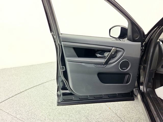 Used 2020 Land Rover Discovery Sport S image 29