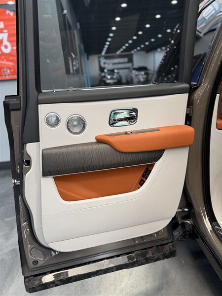 Used 2026 Rolls-Royce Cullinan image 15