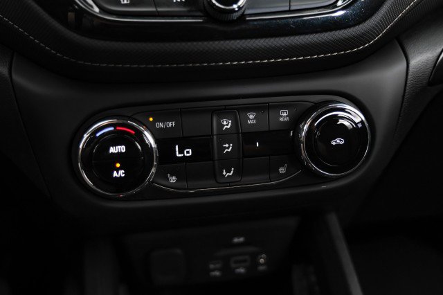 Used 2023 Chevrolet TrailBlazer ACTIV w/ Technology Package FWD image 27