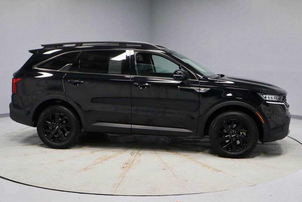 Used 2023 Kia Sorento S w/ Panoramic Sunroof Package image 7