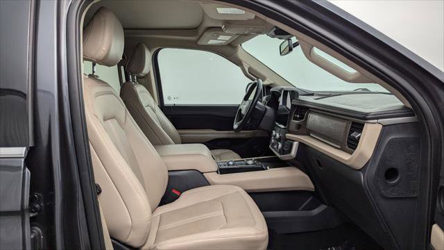 Used 2024 Ford Expedition Max Limited AWD/4WD image 24