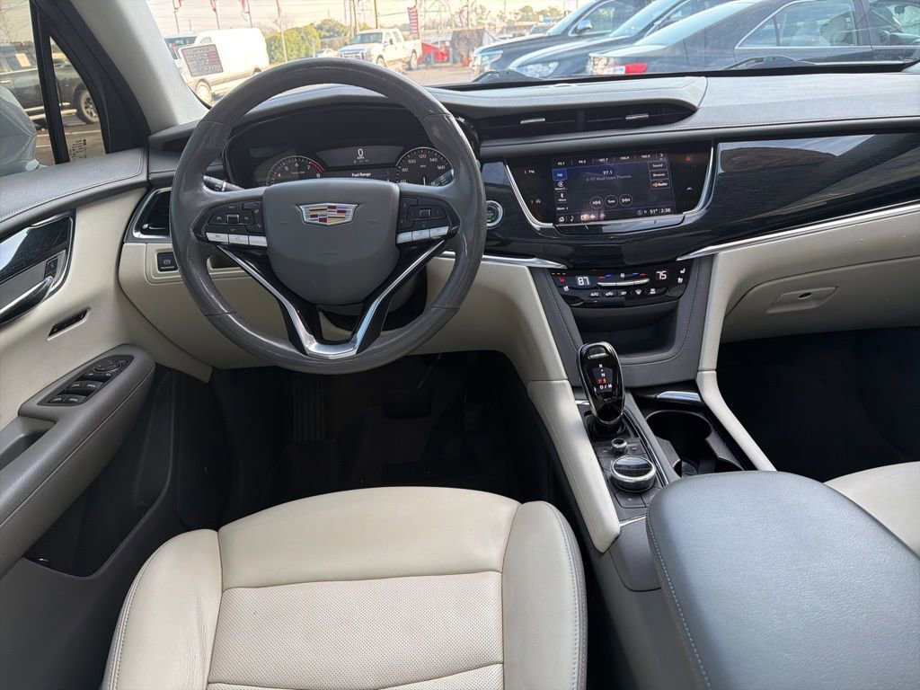 Used 2021 Cadillac XT6 Premium Luxury FWD image 10