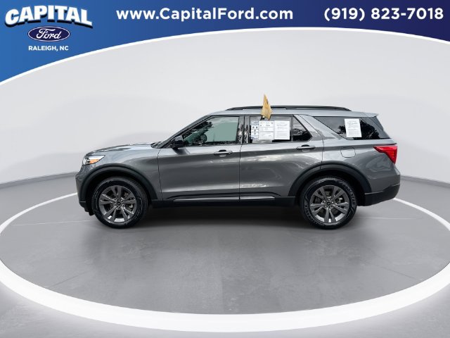 Certified 2022 Ford Explorer XLT w/ Equipment Group 202A AWD/4WD image 5