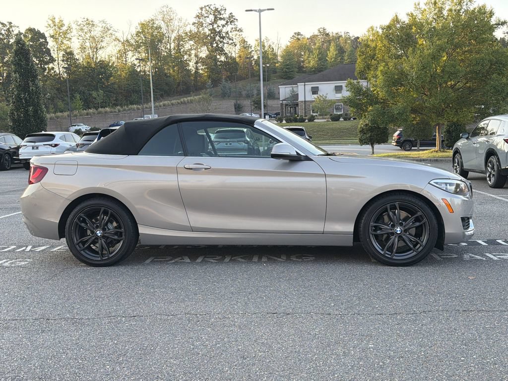 Used 2017 BMW 230i Convertible RWD image 2