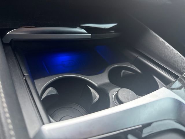 Used 2022 BMW 540i xDrive w/ Executive Package image 33