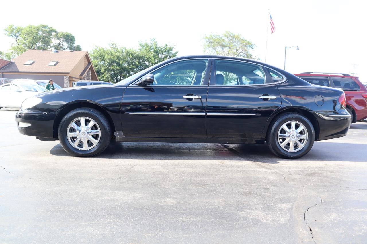 Used 2005 Buick LaCrosse CXL w/ Gold Convenience Package FWD image 2
