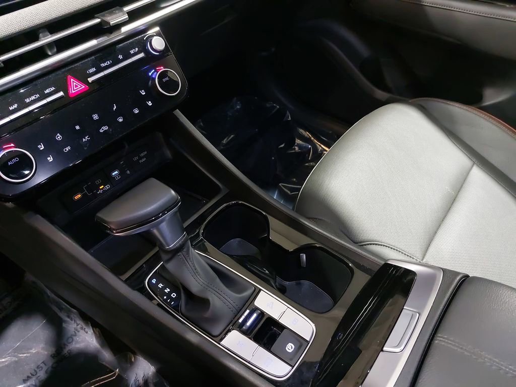 Certified 2025 Hyundai Santa Cruz Limited image 23