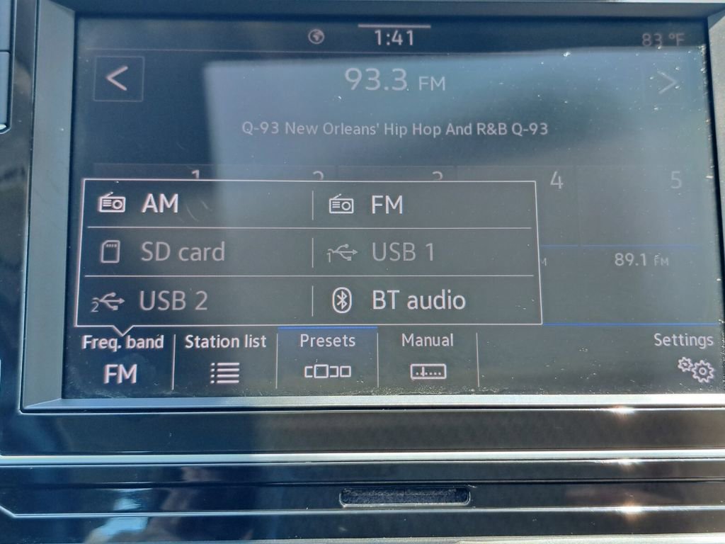 Used 2024 Volkswagen Jetta SE FWD image 10
