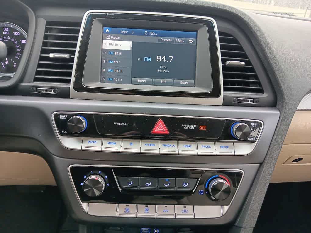 Used 2018 Hyundai Sonata SE w/ Cargo Package image 23