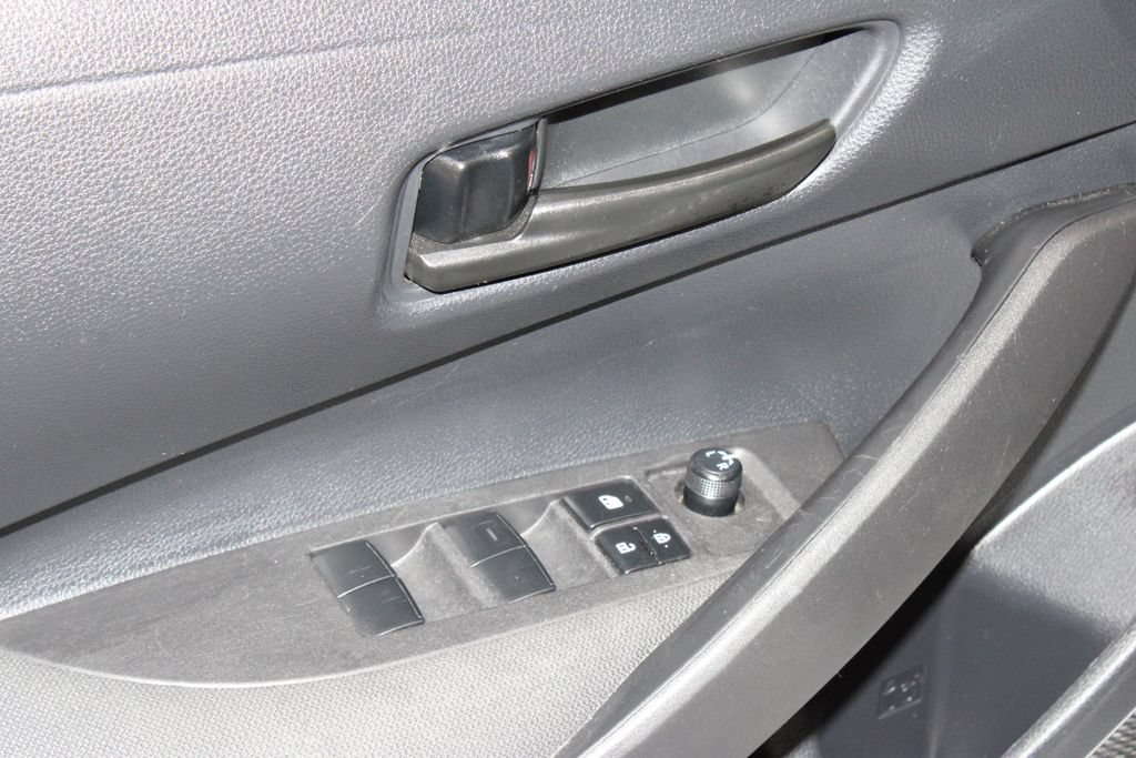 Used 2024 Toyota Corolla LE FWD image 23