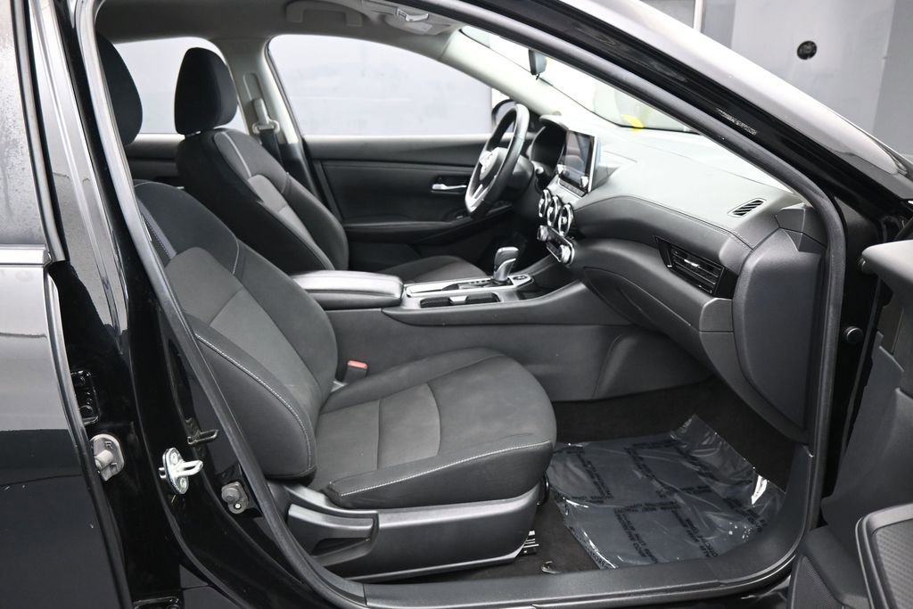 Used 2022 Nissan Sentra SV FWD image 33
