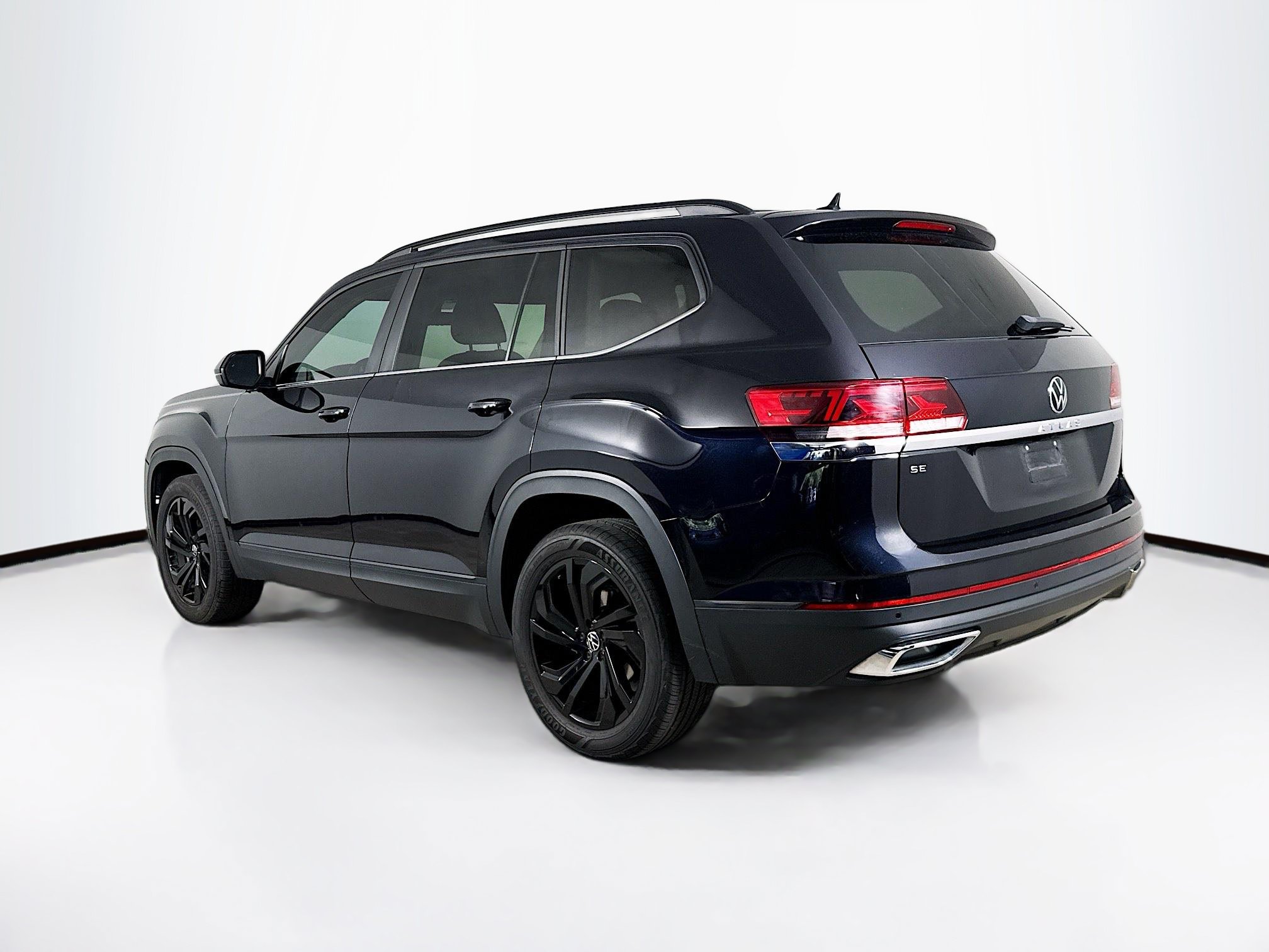 Used 2023 Volkswagen Atlas SE FWD image 30
