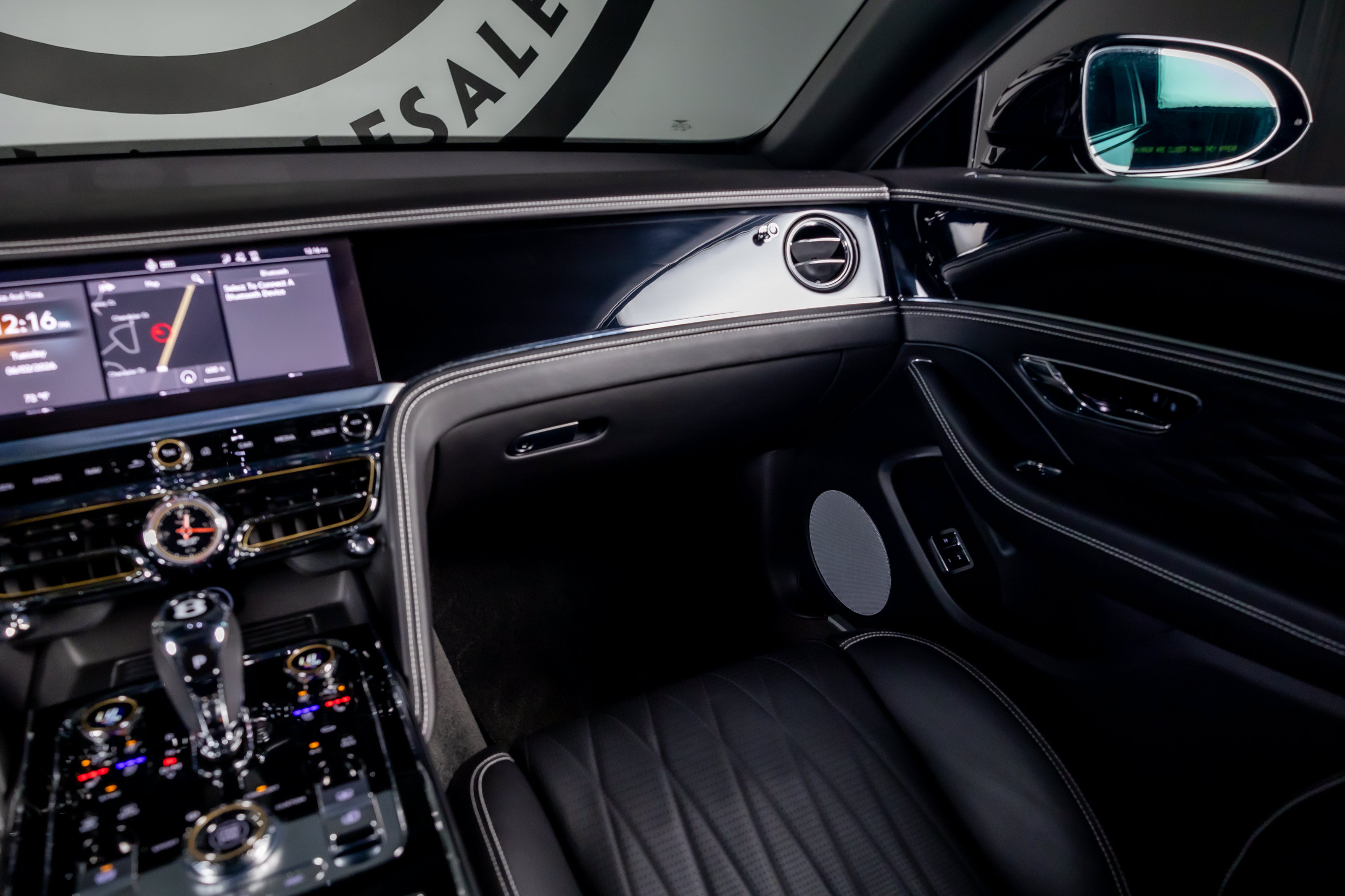 Used 2022 Bentley Flying Spur V8 AWD/4WD image 8