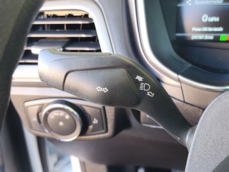 Used 2018 Ford Fusion S FWD image 30