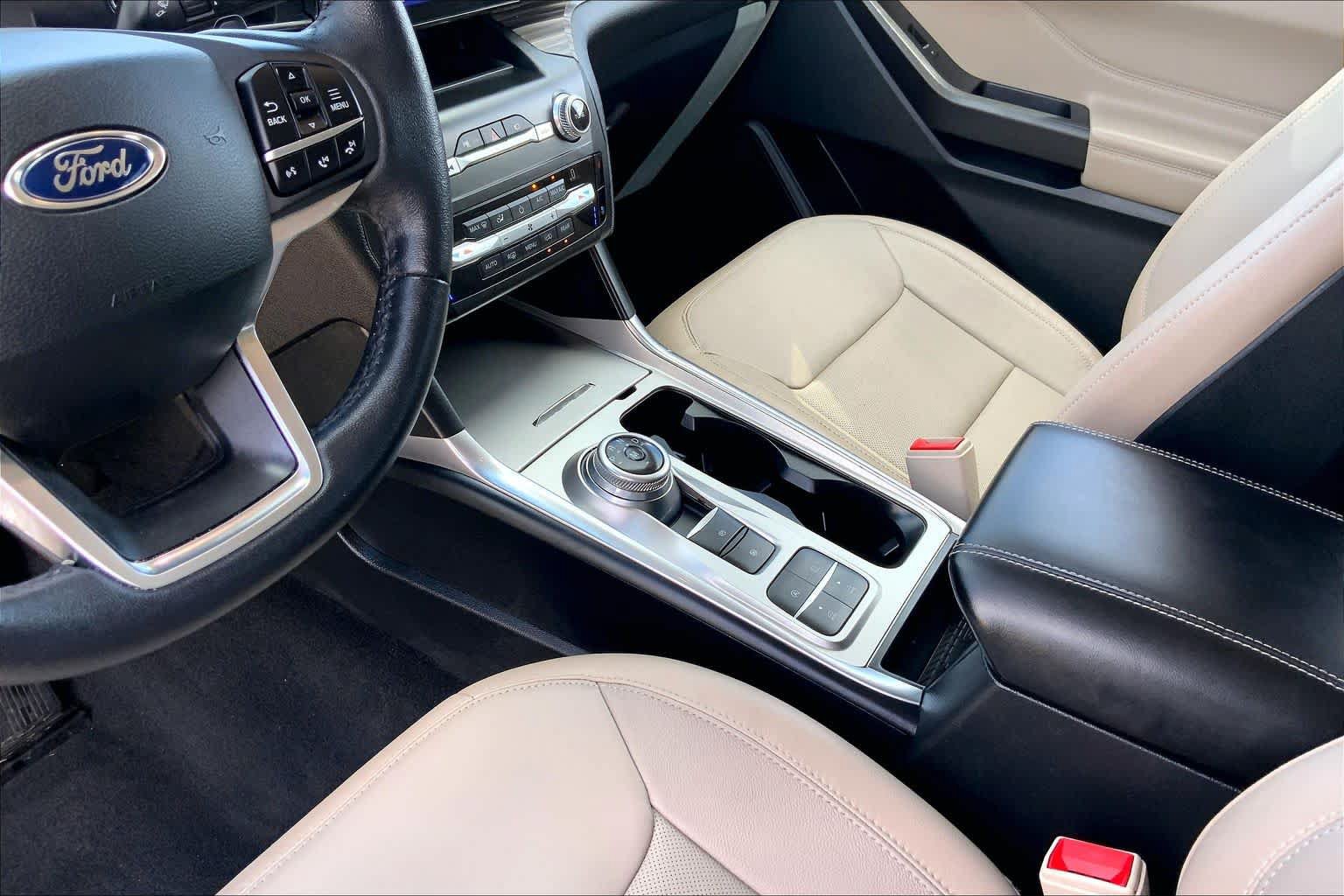 Used 2020 Ford Explorer Limited RWD image 16