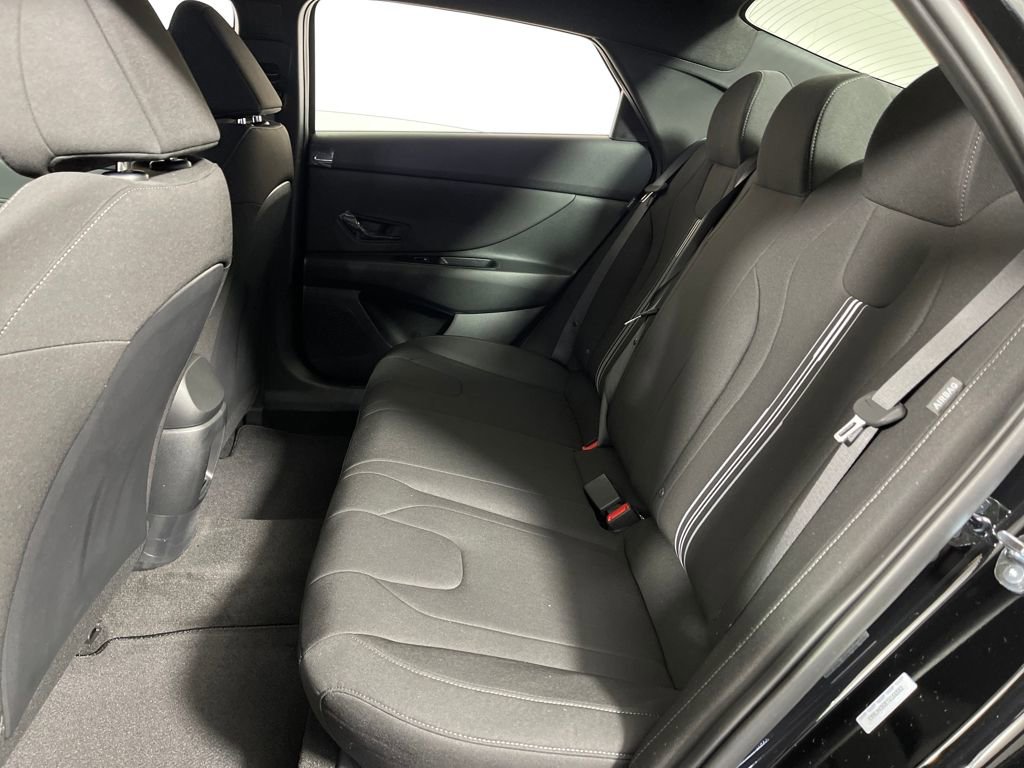 New 2026 Hyundai Elantra Sport image 13