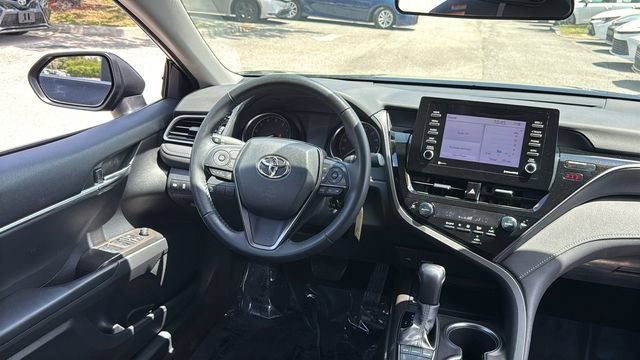 Used 2023 Toyota Camry SE FWD image 13