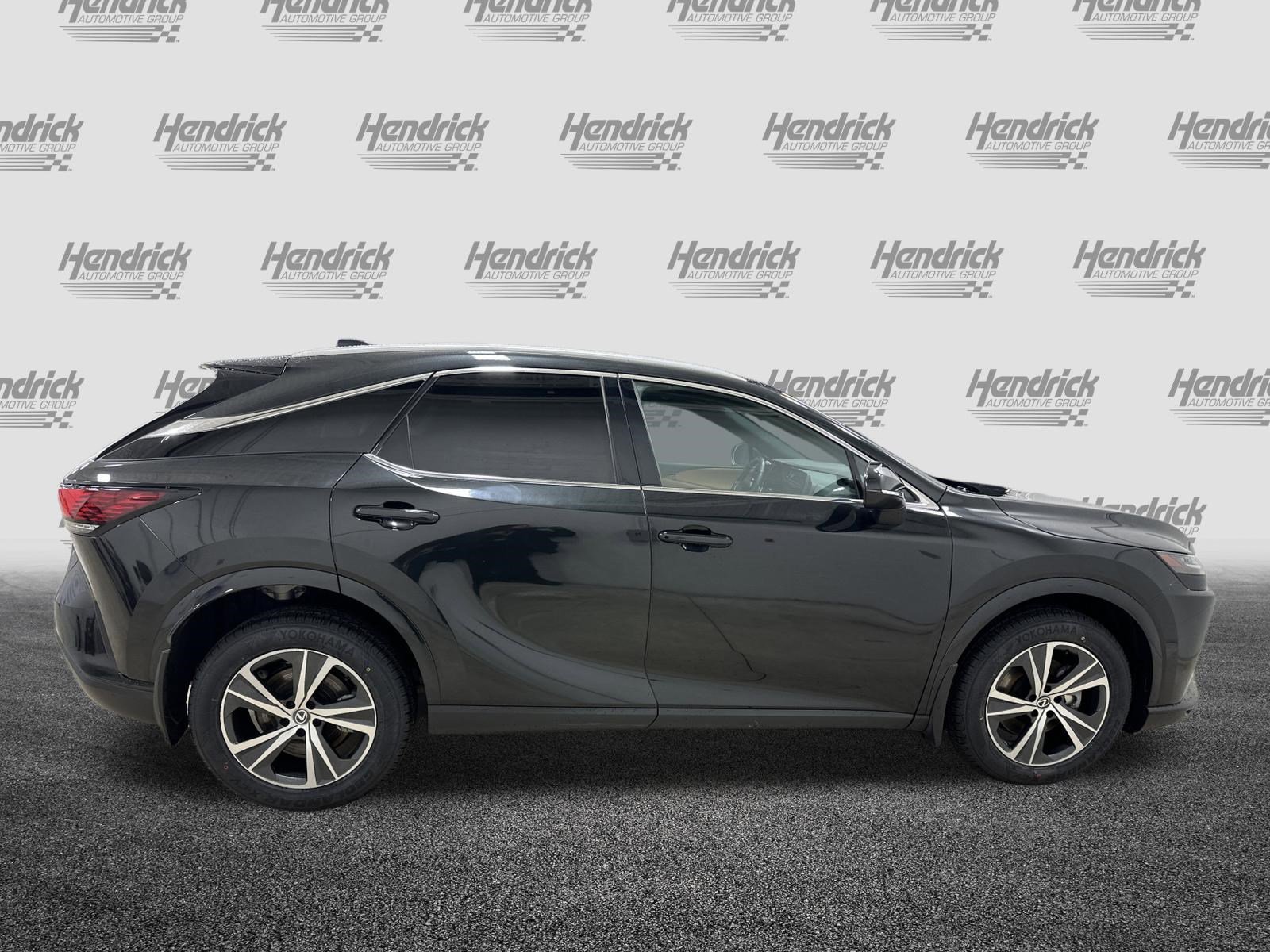 Used 2023 Lexus RX 350 Premium w/ Accessory Package image 11