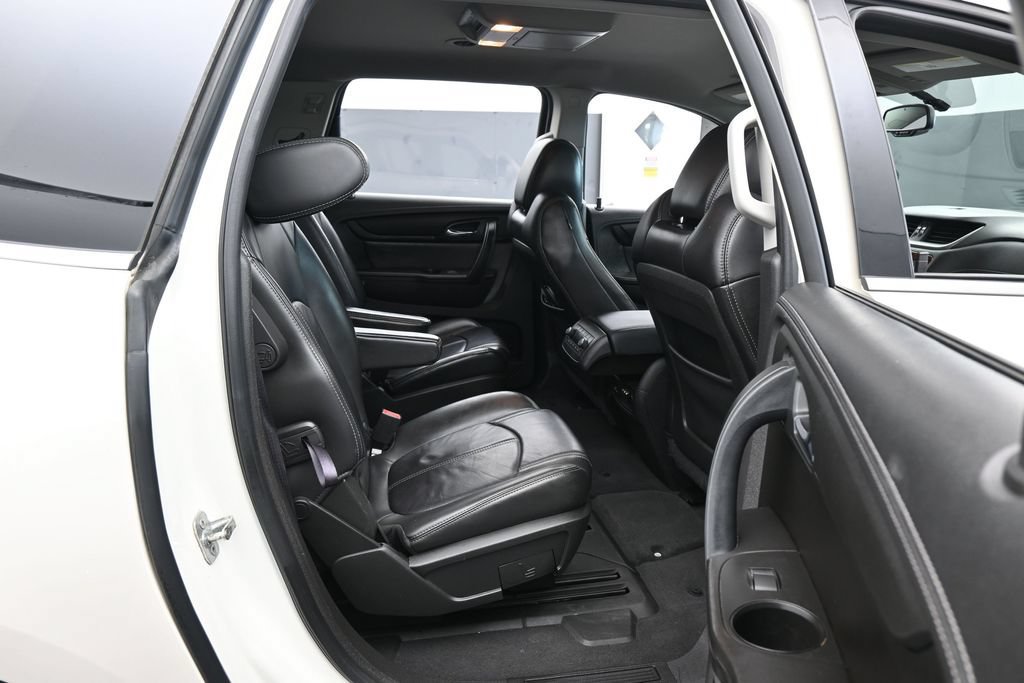 Used 2013 Chevrolet Traverse LT FWD image 38