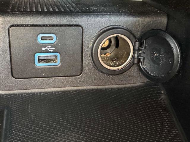 Used 2022 Ford Escape SE image 13