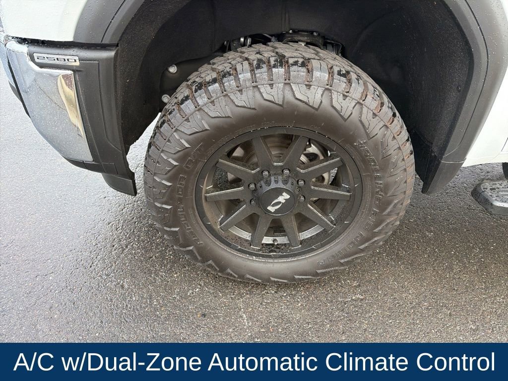 Used 2024 GMC Sierra 2500 SLE w/ SLE Convenience Package image 15