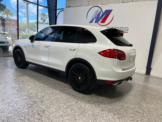 Used 2014 Porsche Cayenne Diesel AWD/4WD image 2