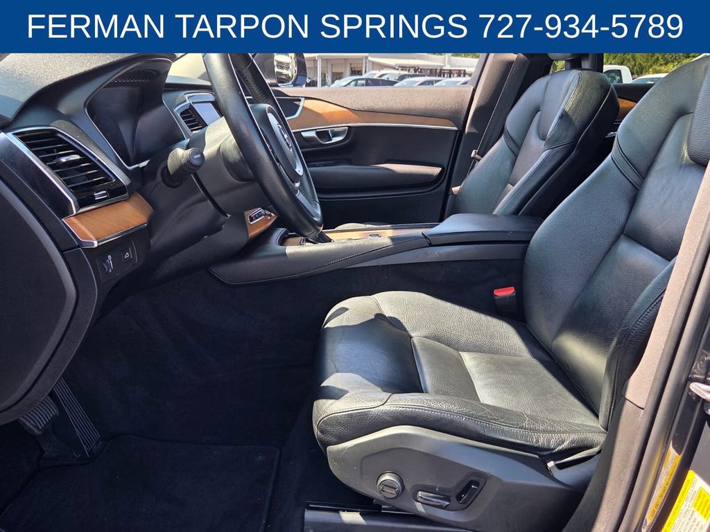Used 2021 Volvo XC90 T6 Momentum w/ Protection Package Premier image 11