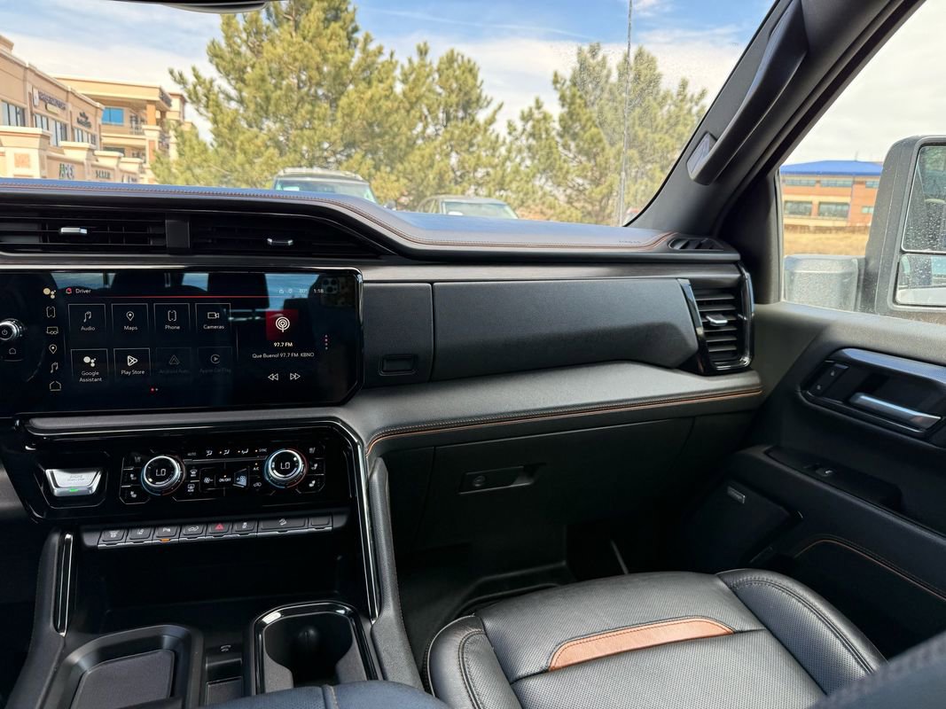 Used 2024 GMC Sierra 3500 AT4 image 23