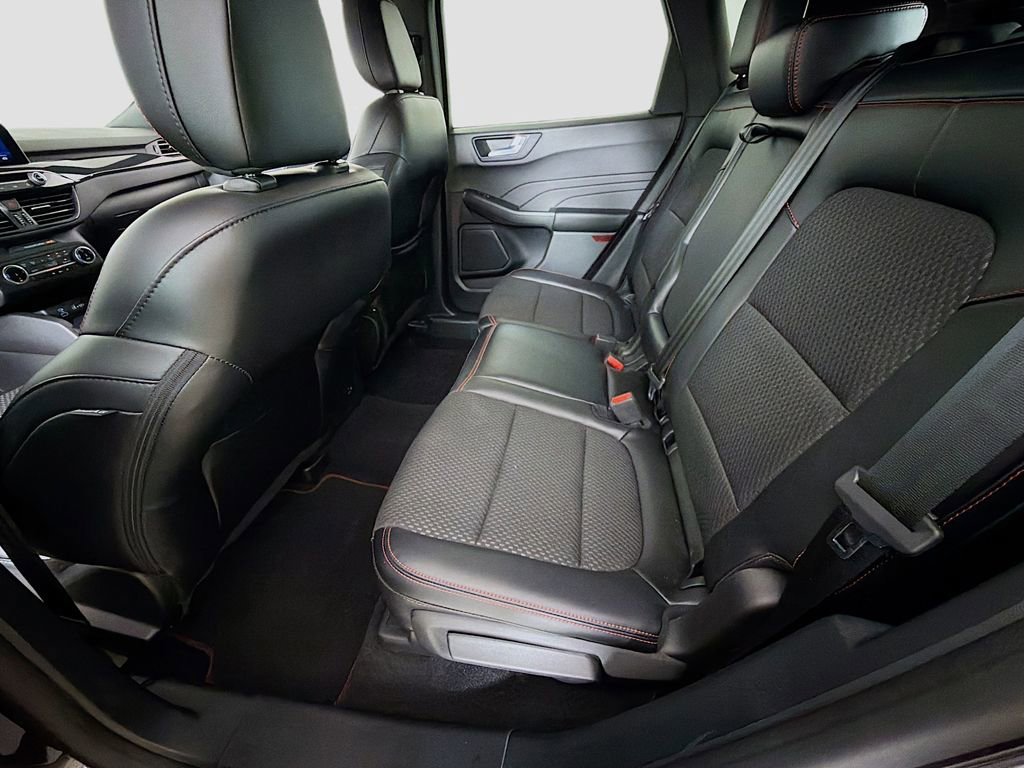 Certified 2023 Ford Escape ST-Line image 21