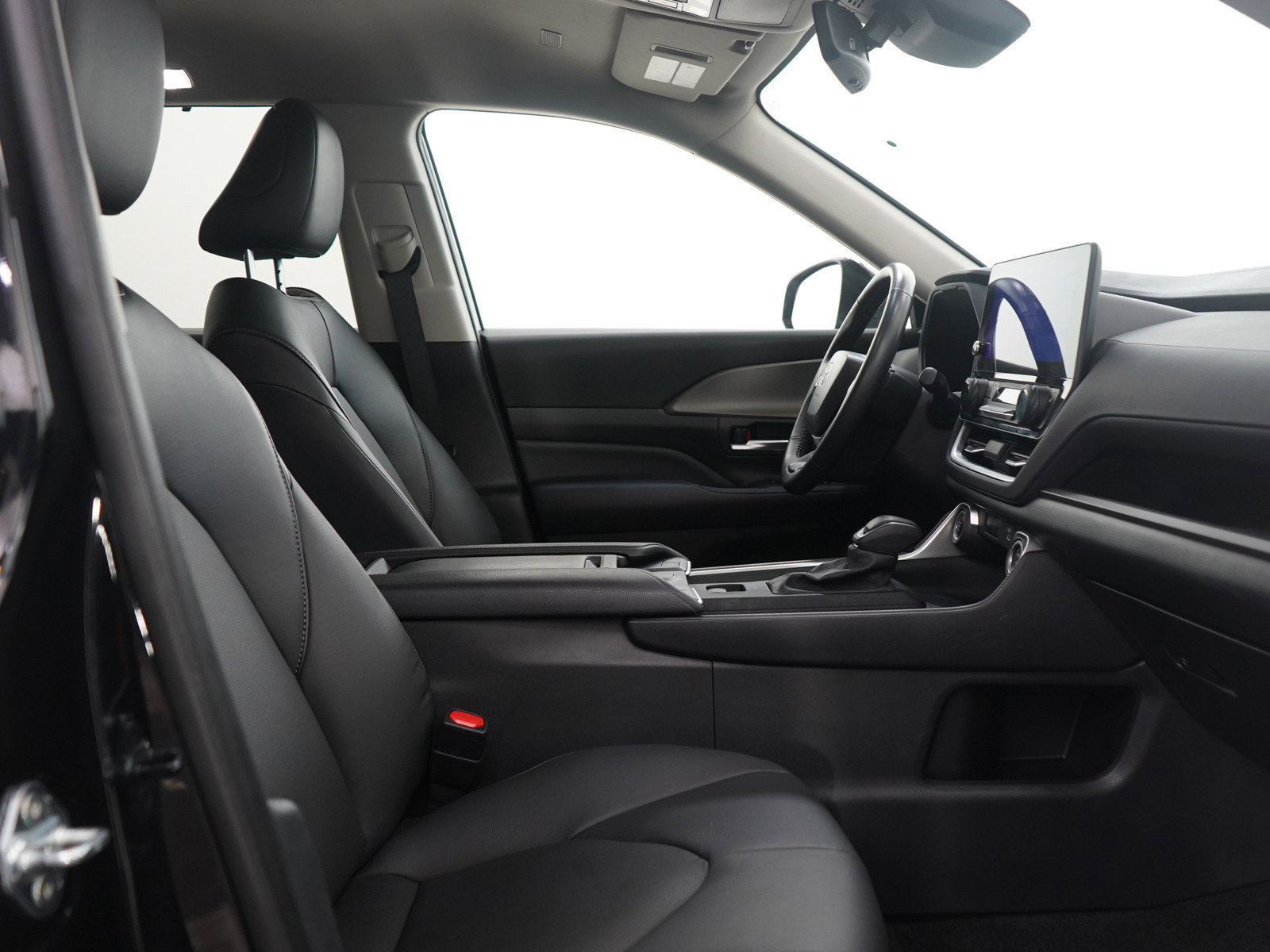 Used 2024 Toyota Grand Highlander XLE image 11