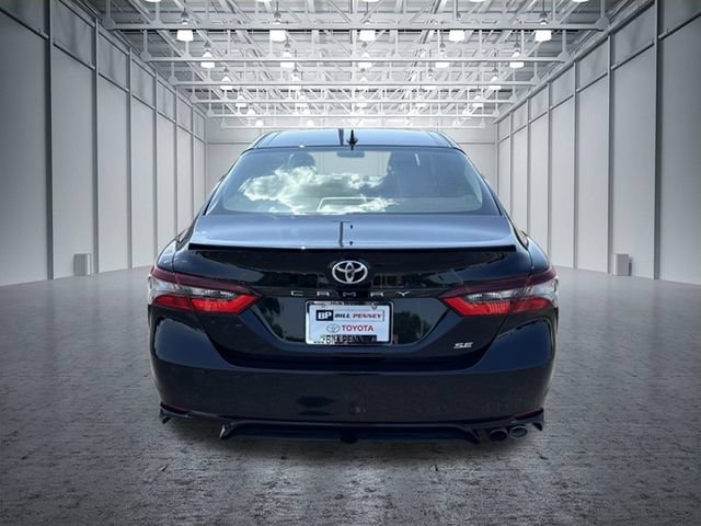 Certified 2021 Toyota Camry SE FWD image 4