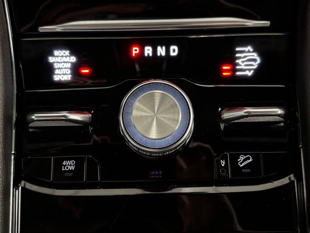 Certified 2021 Jeep Grand Cherokee L Overland w/ Advanced Protech Group III AWD/4WD image 22