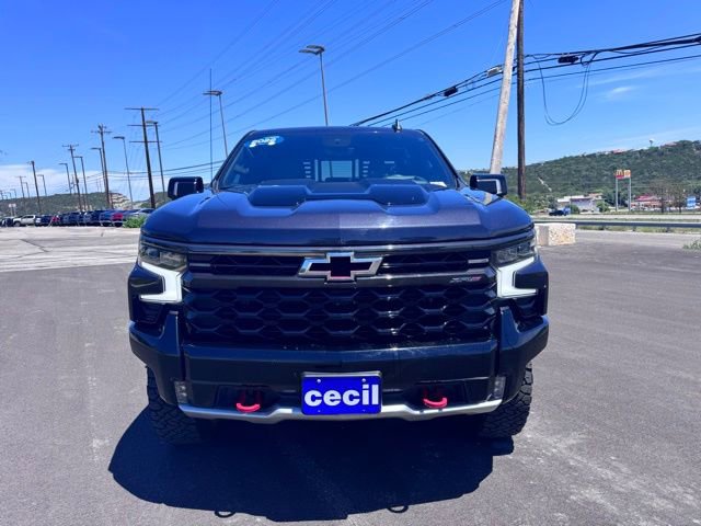 Certified 2022 Chevrolet Silverado 1500 ZR2 w/ Technology Package AWD/4WD image 8