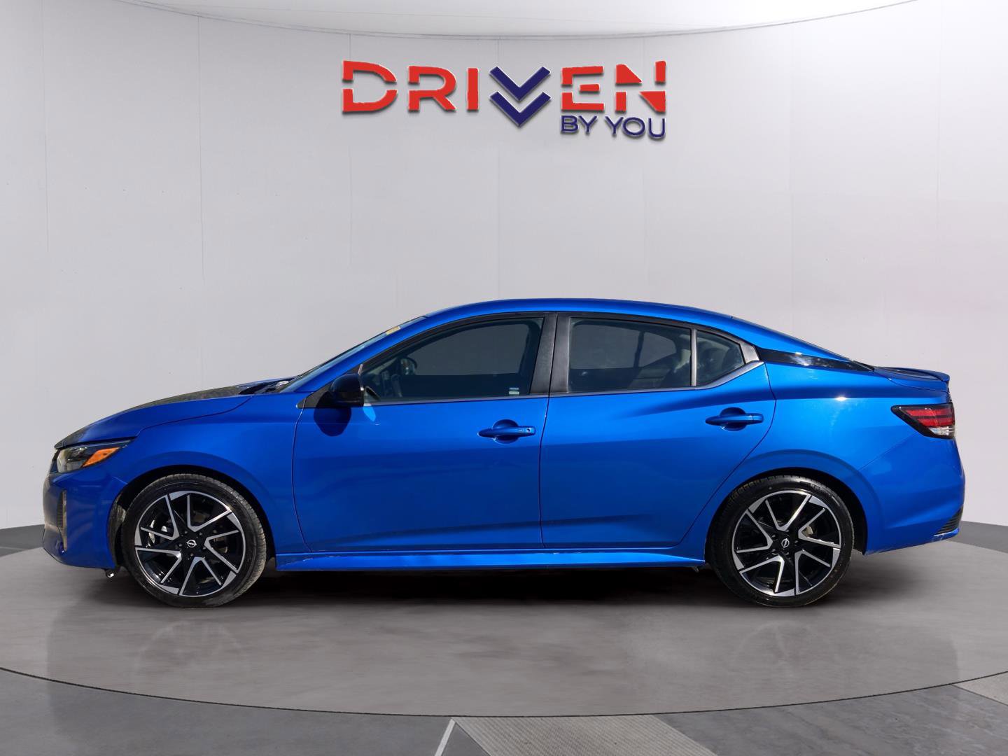 Used 2024 Nissan Sentra SR image 3