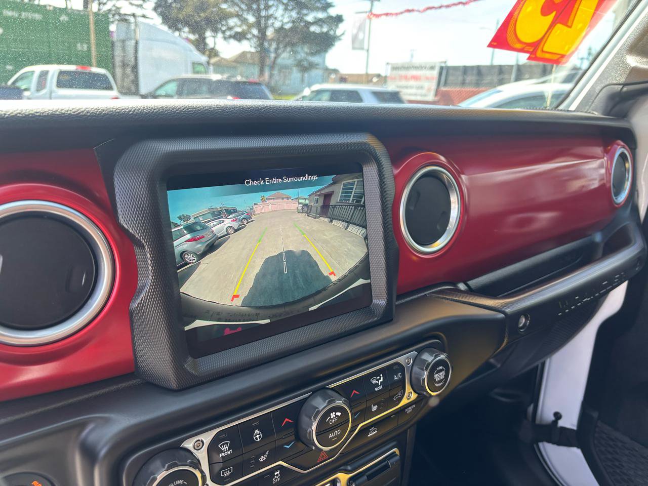 Used 2023 Jeep Wrangler Unlimited Rubicon w/ Cold Weather Group image 6