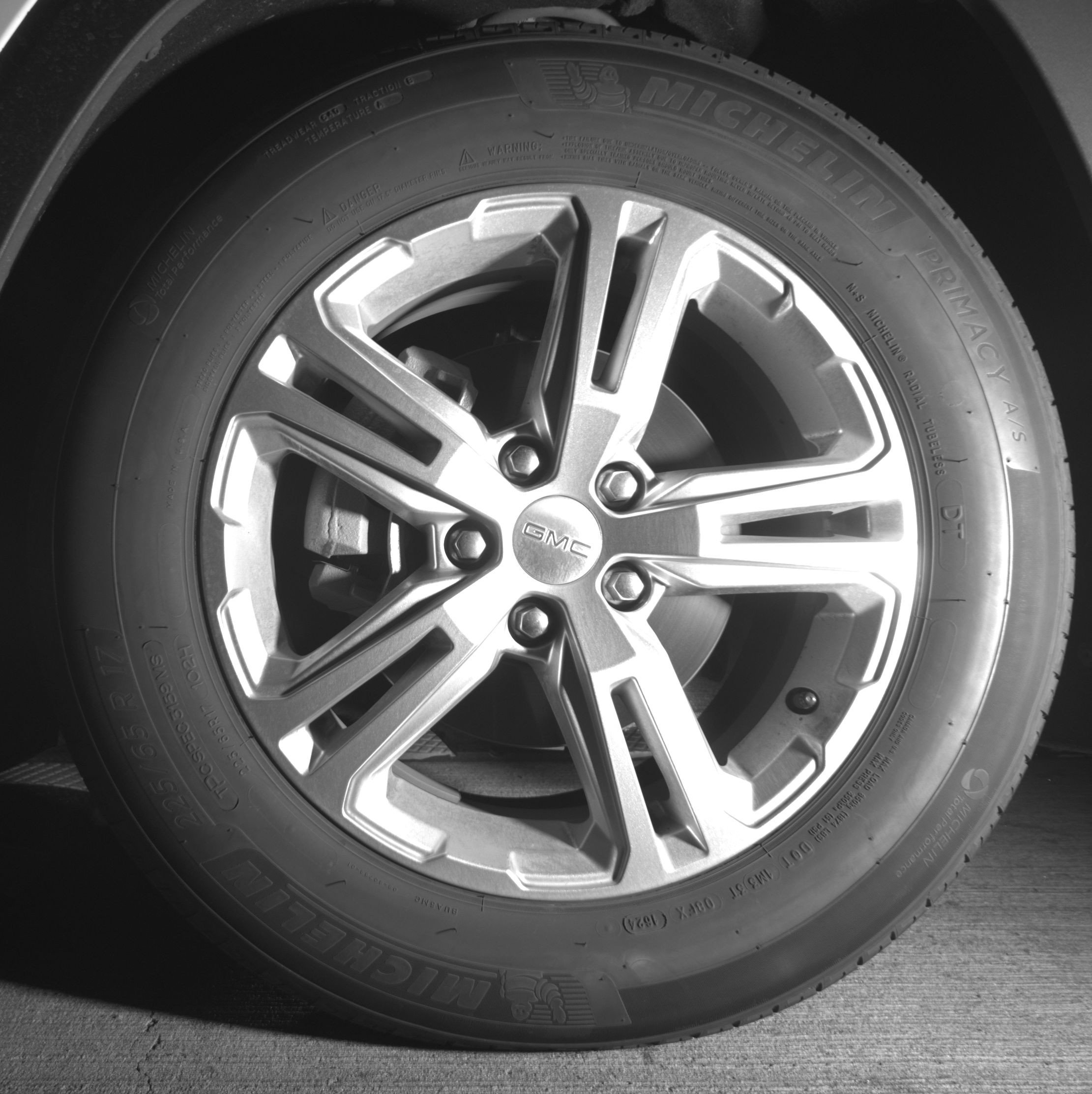 Used 2024 GMC Terrain SLE image 17