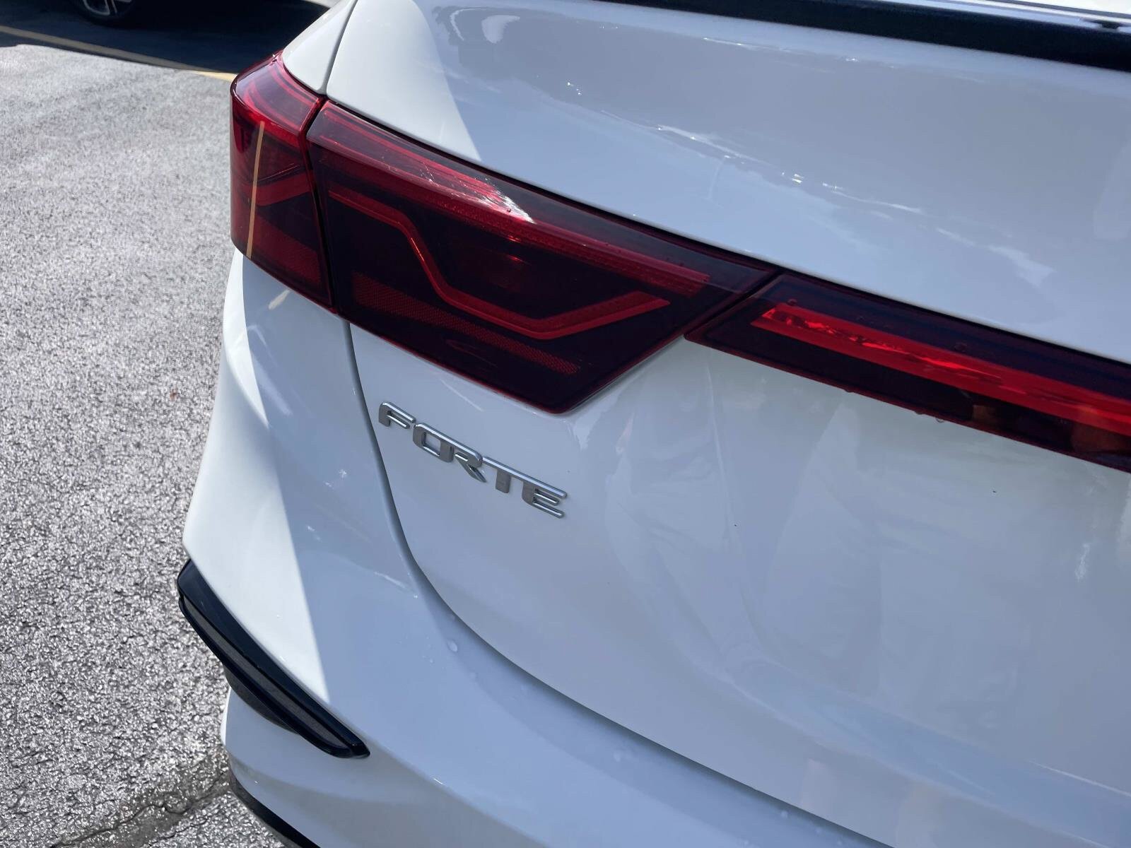 Used 2020 Kia Forte GT-Line w/ GT-Line Premium Package FWD image 5