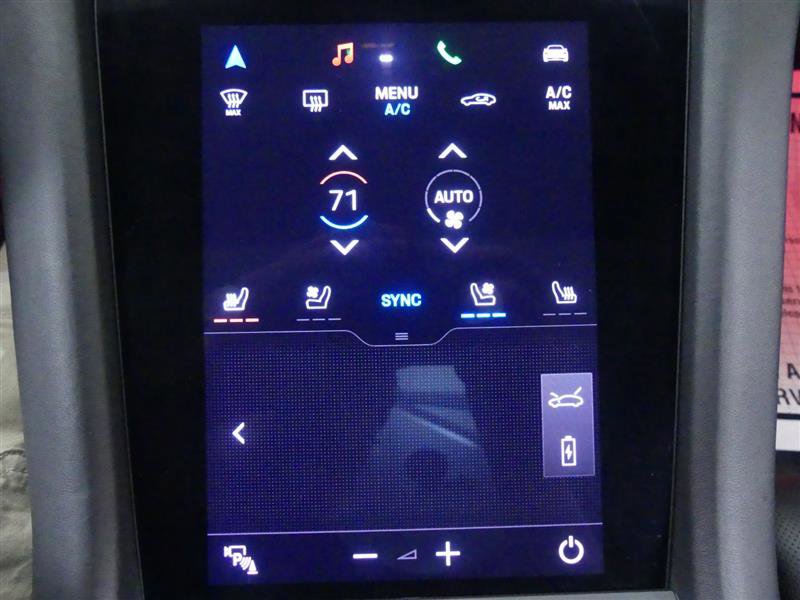 Used 2023 Porsche Taycan GTS image 17