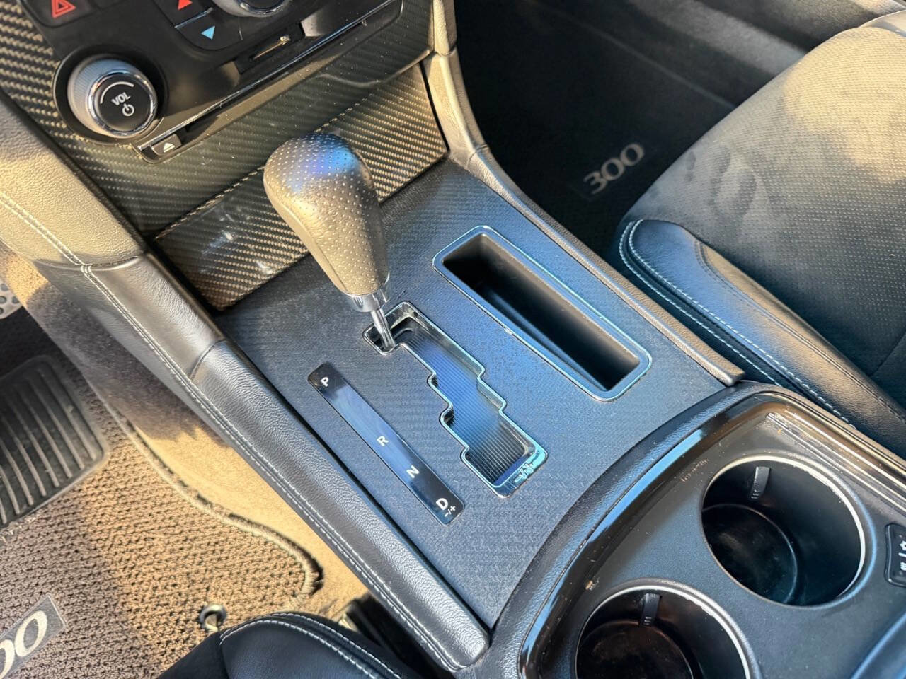 Used 2012 Chrysler 300 SRT8 w/ Leather Interior Group image 30