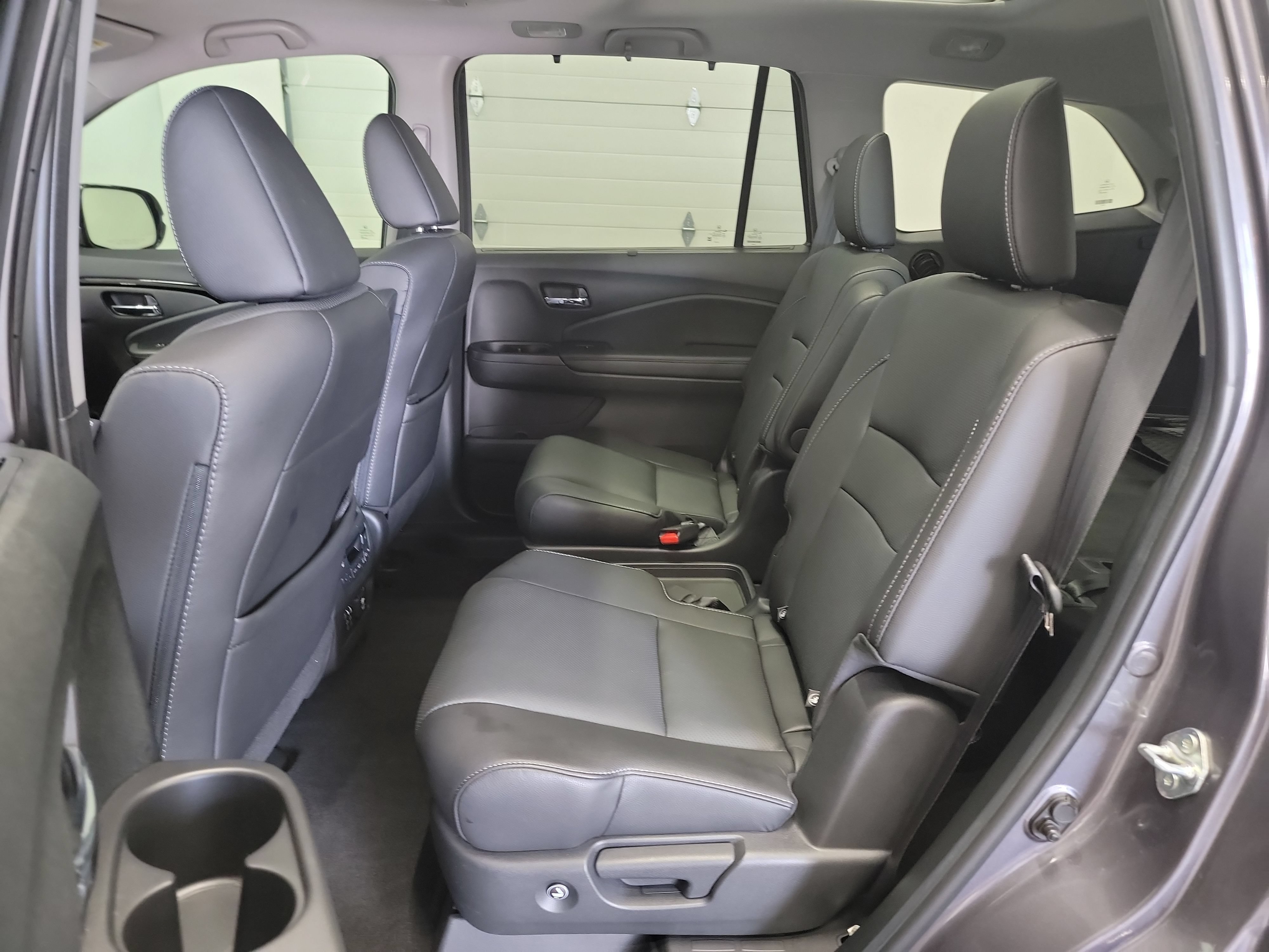 Used 2022 Honda Pilot Elite image 28