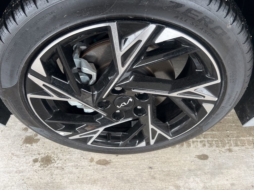 Used 2025 Kia K5 GT-Line w/ GT-Line Premium Package image 45