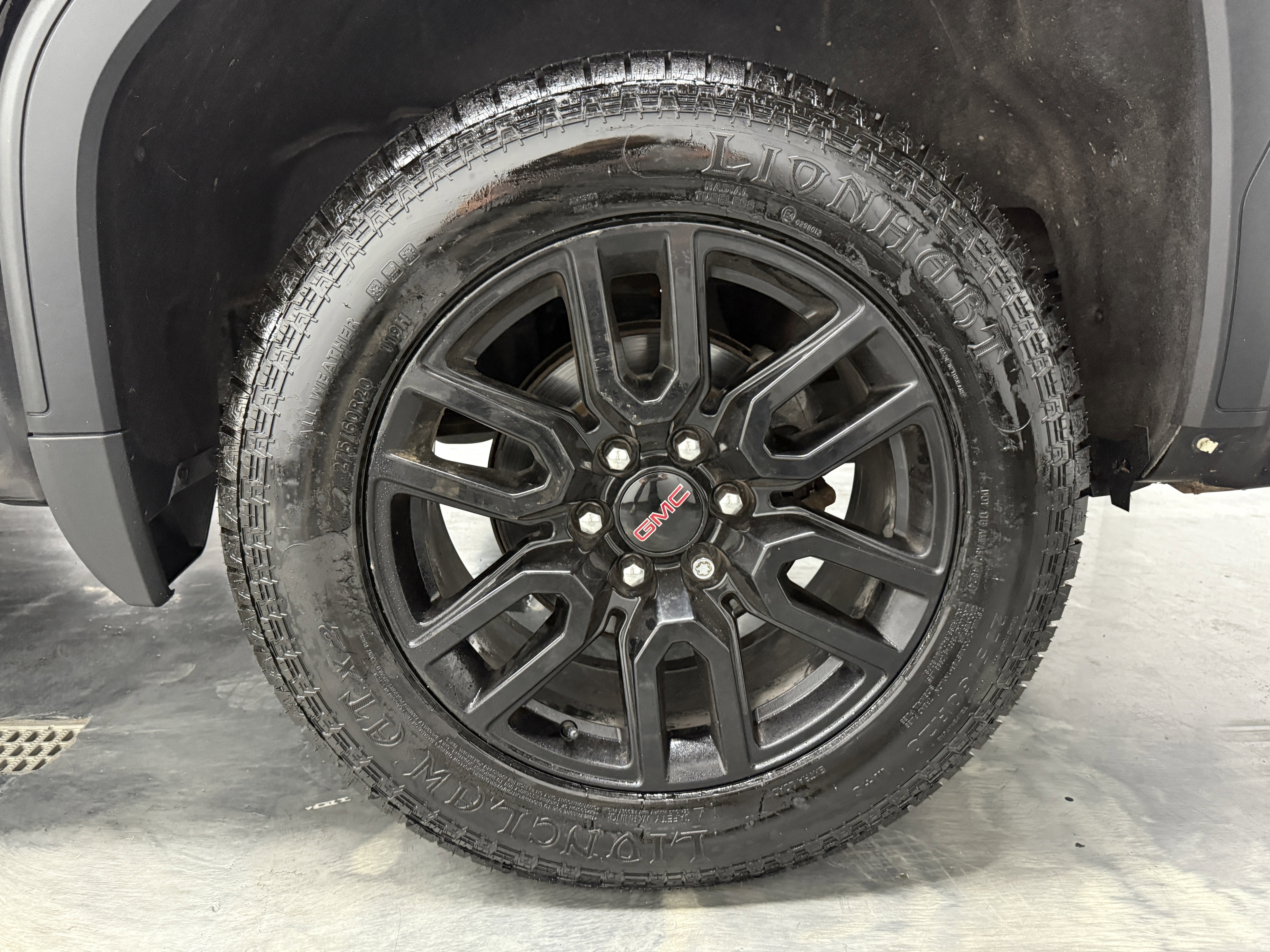 Used 2019 GMC Sierra 1500 Elevation image 31