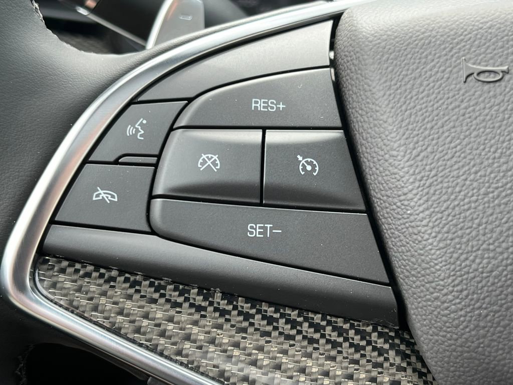 New 2026 Cadillac XT5 Sportv w/ LPO, Floor Liner Package image 18