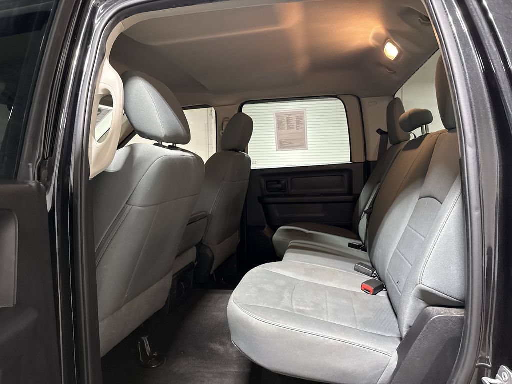 Used 2016 RAM 1500 Express w/ Popular Equipment Group AWD/4WD image 21