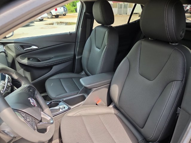 Certified 2023 Buick Encore GX Essence w/ Experience Buick Package FWD image 21