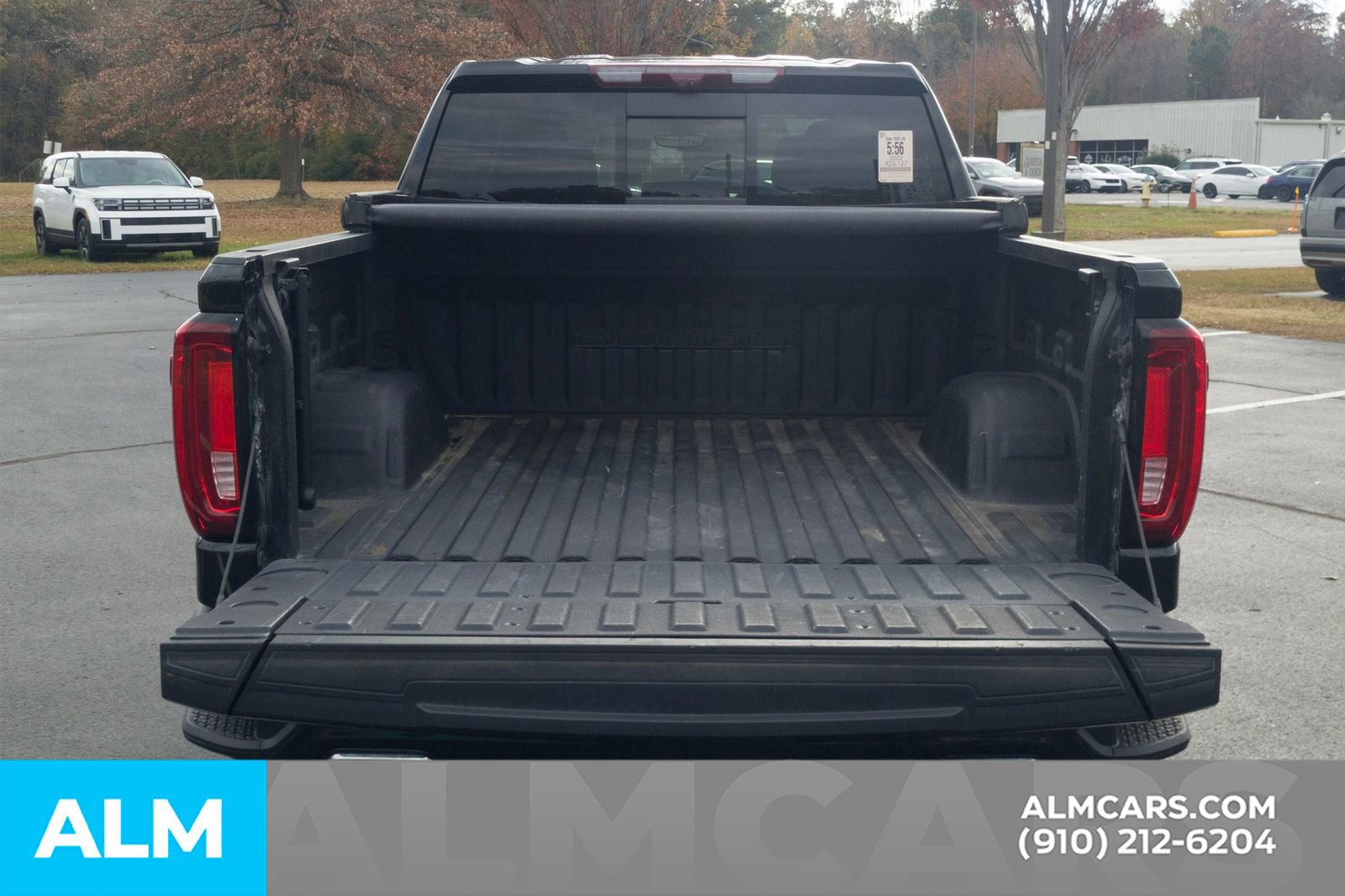 Used 2022 GMC Sierra 1500 Denali w/ Denali Reserve Package image 11