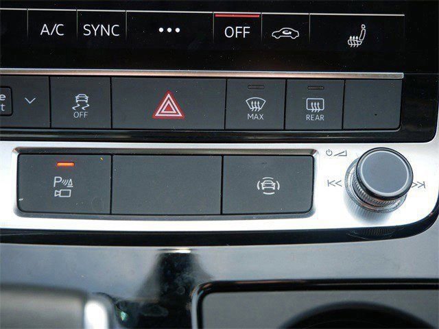 Used 2025 Audi Q7 3.0T Premium Plus image 26