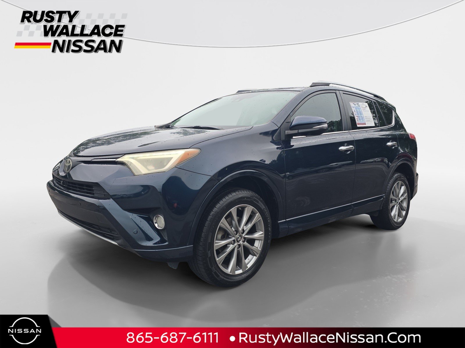 Used 2017 Toyota RAV4 Platinum FWD image 1