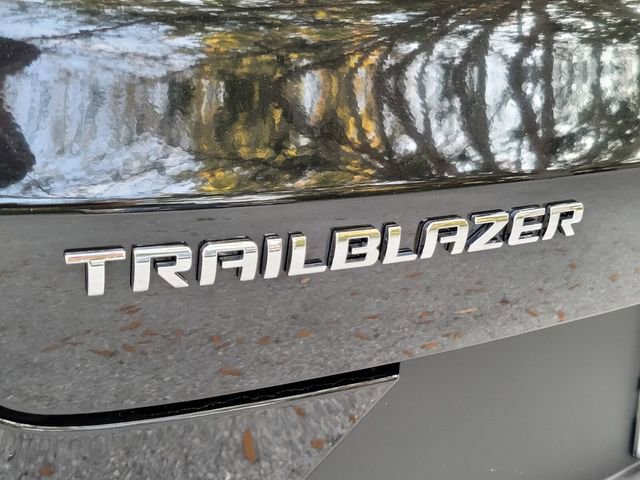 New 2025 Chevrolet TrailBlazer LT w/ Convenience Package image 19