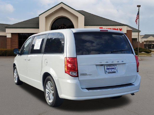 Used 2020 Dodge Grand Caravan SE FWD image 4